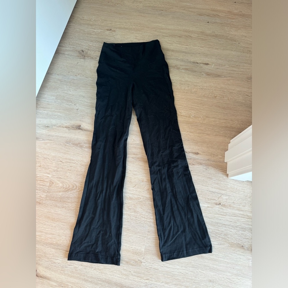Aritzia Leggings